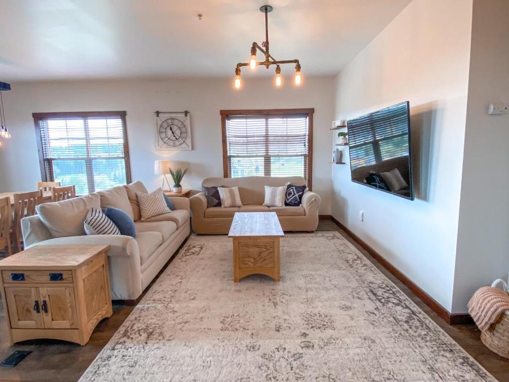 Remodeled Ski In-Out - 305 Soaring Eagle - Luxury! Dunmore Exterior photo