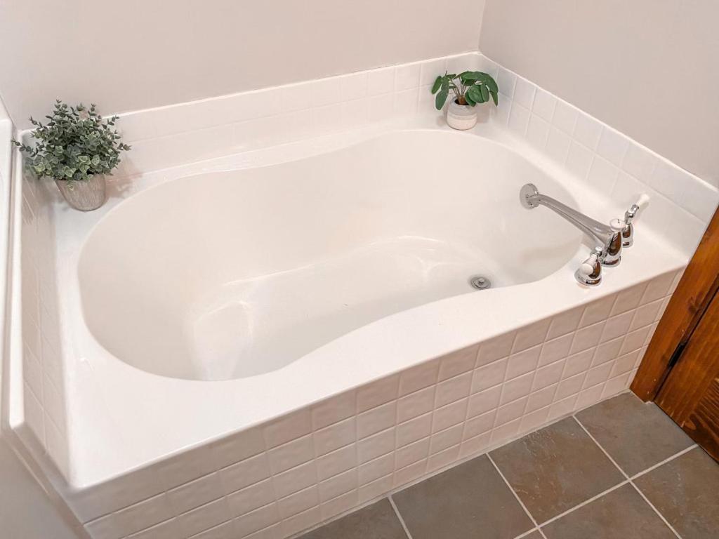 Remodeled Ski In-Out - 305 Soaring Eagle - Luxury! Dunmore Exterior photo