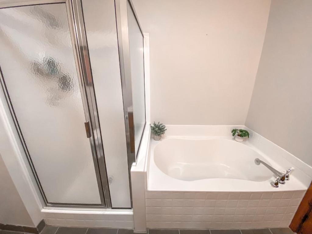 Remodeled Ski In-Out - 305 Soaring Eagle - Luxury! Dunmore Exterior photo